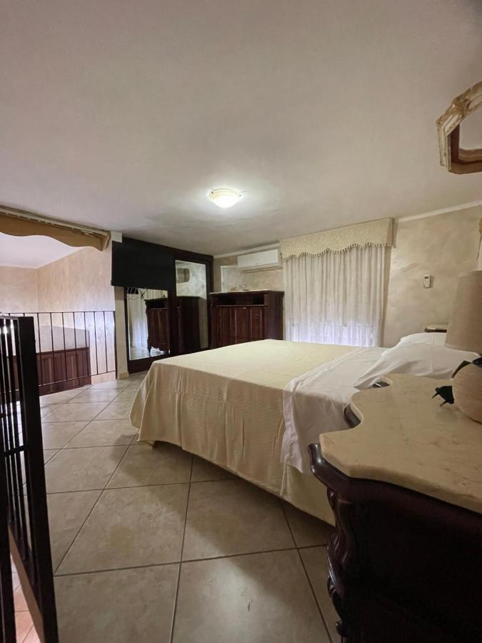 Casa Di Nonna Bertina Apartment Naples Luaran gambar